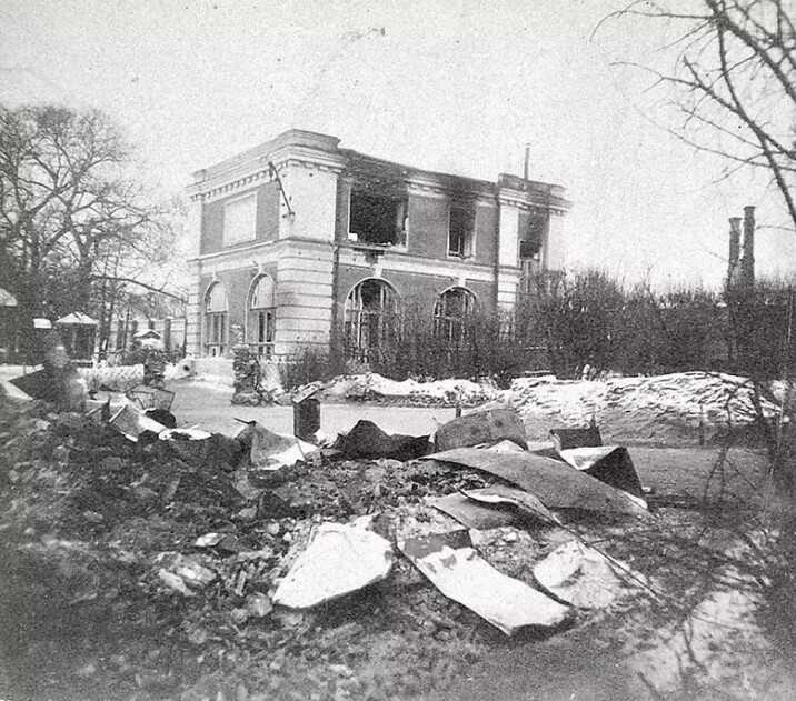 Аквариум Зоопарка после боёв. 1905-1906.